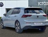 Volkswagen Golf Image 3
