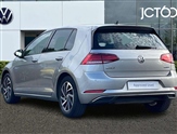 Volkswagen Golf Image 3