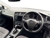 Volkswagen Golf Image 6