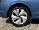 Volkswagen Golf Image 5