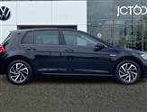 Volkswagen Golf Image 4