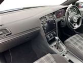 Volkswagen Golf Image 2