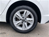 Volkswagen Golf Image 6