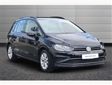 Volkswagen Golf Image 1