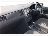 Volkswagen Golf Image 2