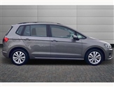 Volkswagen Golf Image 4