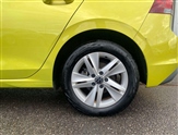 Volkswagen Golf Image 6