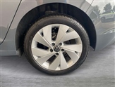 Volkswagen Golf Image 6