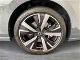 Volkswagen Golf Image 6