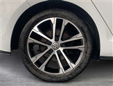 Volkswagen Golf Image 6