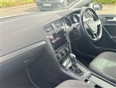 Volkswagen Golf Image 2