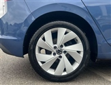 Volkswagen Golf Image 5