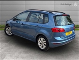 Volkswagen Golf Image 3