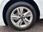 Volkswagen Golf Image 5