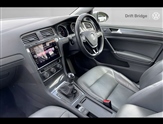 Volkswagen Golf Image 2