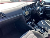Volkswagen Golf Image 2