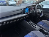 Volkswagen Golf Image 2