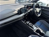 Volkswagen Golf Image 2