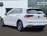 Volkswagen Golf Image 3