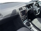 Volkswagen Golf Image 2