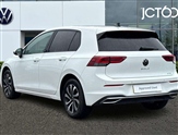 Volkswagen Golf Image 3