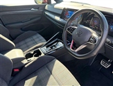 Volkswagen Golf Image 6
