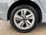 Volkswagen Golf Image 5