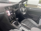 Volkswagen Golf Image 2