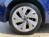 Volkswagen Golf Image 5