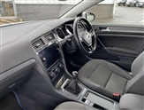Volkswagen Golf Image 2