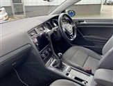 Volkswagen Golf Image 2