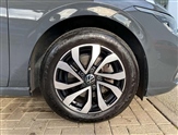 Volkswagen Golf Image 6