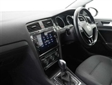 Volkswagen Golf Image 2