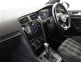 Volkswagen Golf Image 2