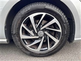 Volkswagen Golf Image 5