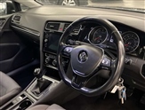 Volkswagen Golf Image 6