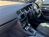 Volkswagen Golf Image 2