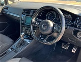 Volkswagen Golf Image 6