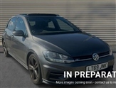 Volkswagen Golf Image 1