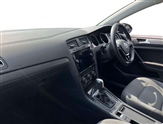 Volkswagen Golf Image 2