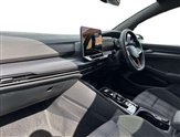 Volkswagen Golf Image 2
