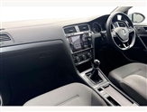 Volkswagen Golf Image 2