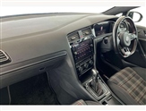 Volkswagen Golf Image 2