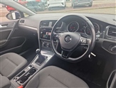 Volkswagen Golf Image 6