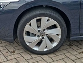 Volkswagen Golf Image 5