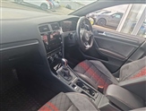 Volkswagen Golf Image 2