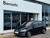 Volkswagen Golf Image 1