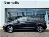 Volkswagen Golf Image 2