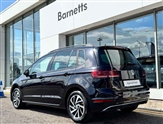 Volkswagen Golf Image 3