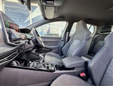 Volkswagen Golf Image 5